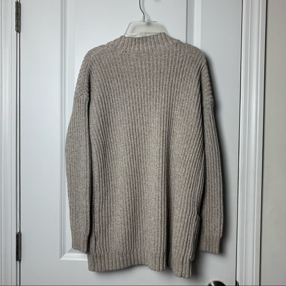 Express Small Grey Open Front Long Sleeved Sweater with Pockets - Picture 8 of 8